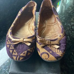Vintage Barneys Tapestry flats with gold leather detail